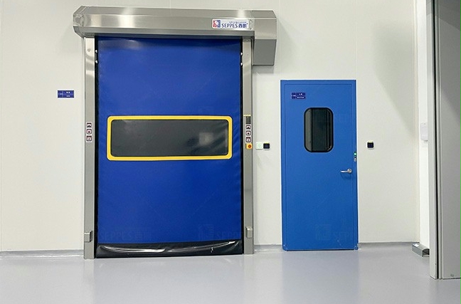 齊魯制藥潔凈車(chē)間，西朗快速卷簾門(mén)守護(hù)安全